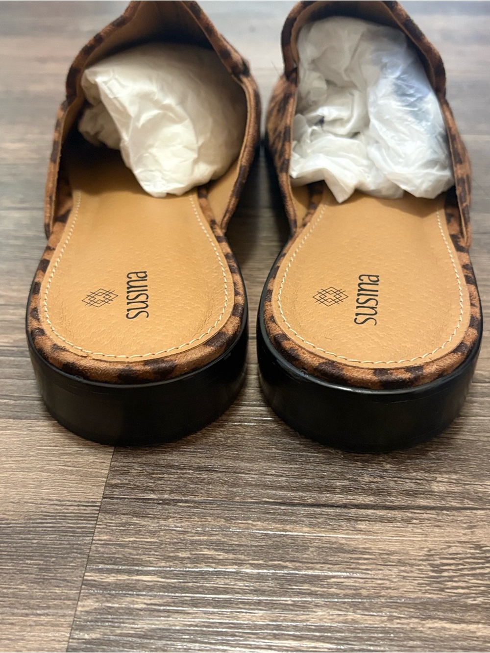Susina Leopard-Print Backless Mules in Brown and Black - Picture 4 of 6